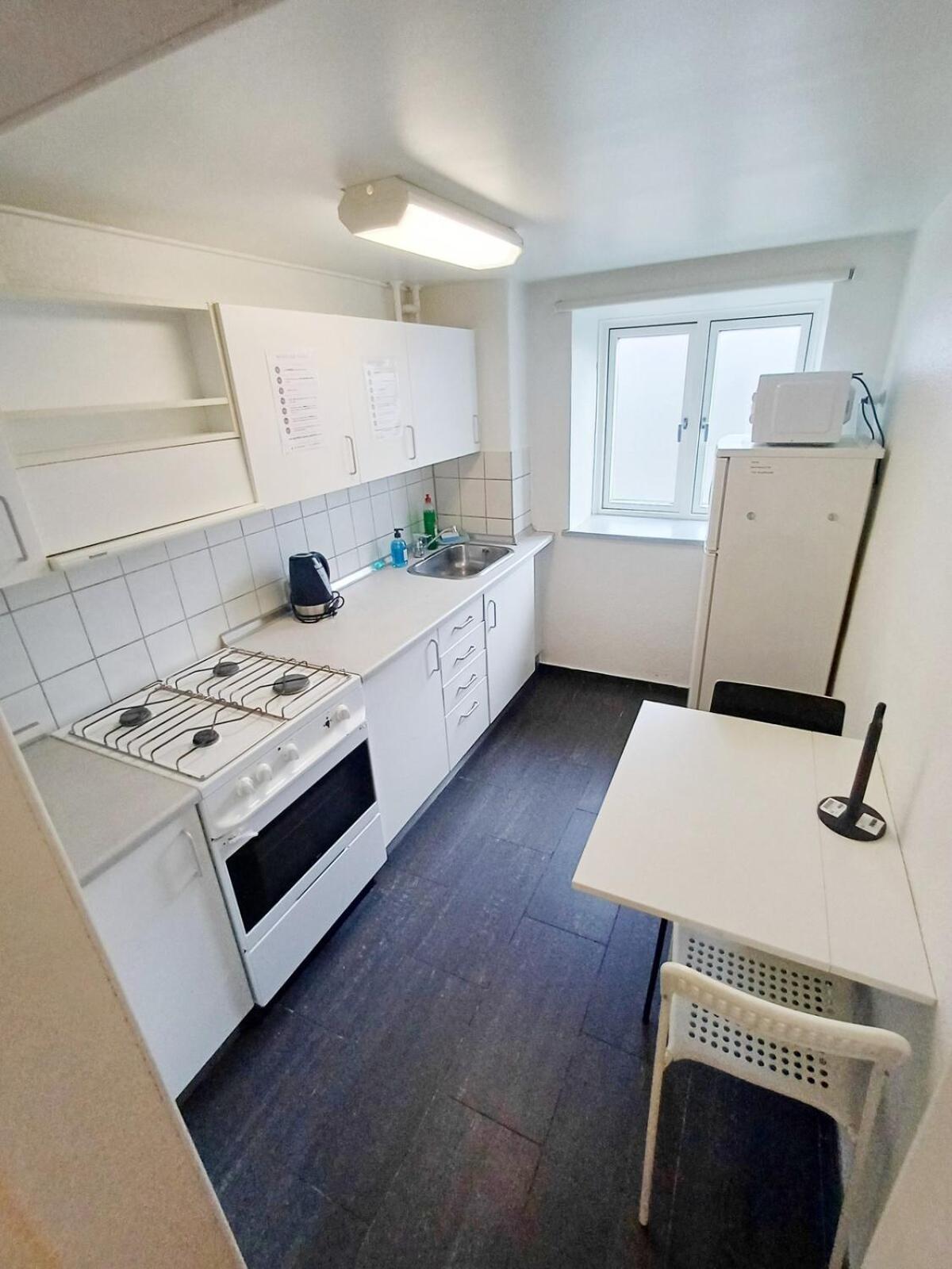 Cozy Near Marina, Free Parking Appartamento Aalborg